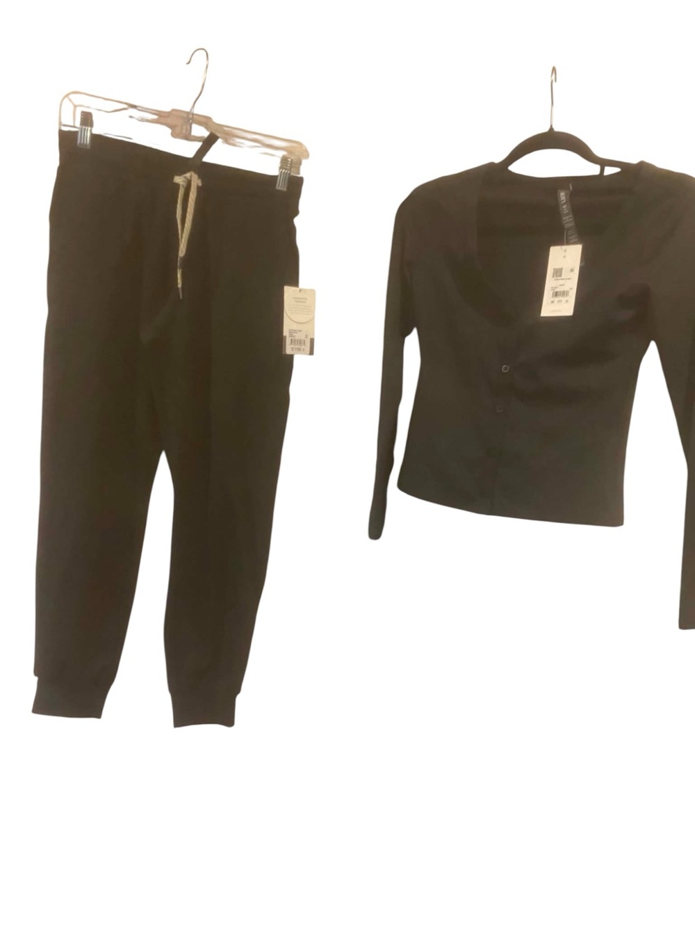 NWT Vuori Halo V-Neck Cardigan/Performance Jogger Set BLACK Size XS/XXS